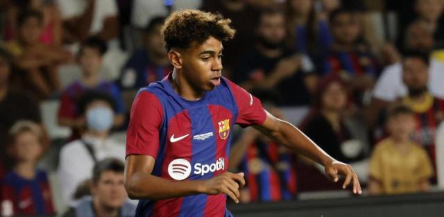 体育迷-巴萨首场西甲还有4天只有11人能上，京多安能赶上？