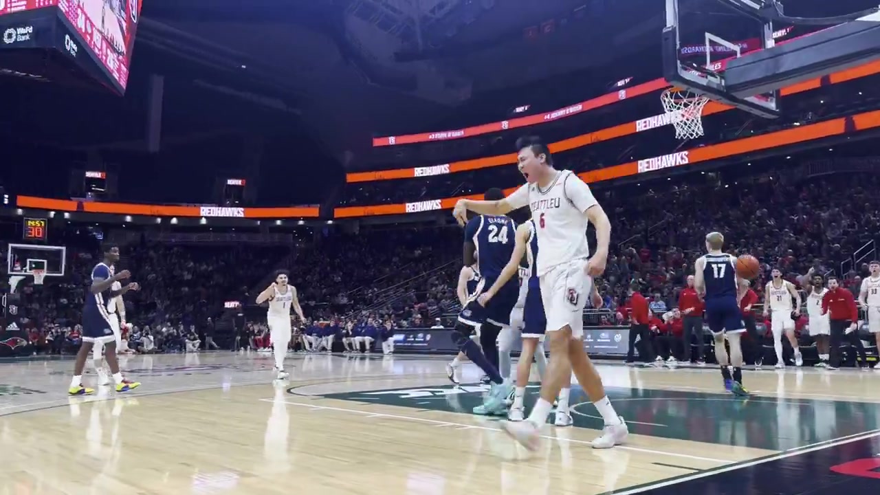 企鹅体育直播-黄种人也能飞！淡厚然接队友高抛 隔扣对手打成2+1点燃全场