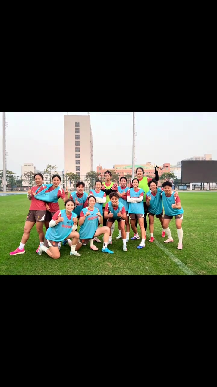 企鹅体育赛事专区-王霜社媒分享照片日记：一月份的快乐这里都有