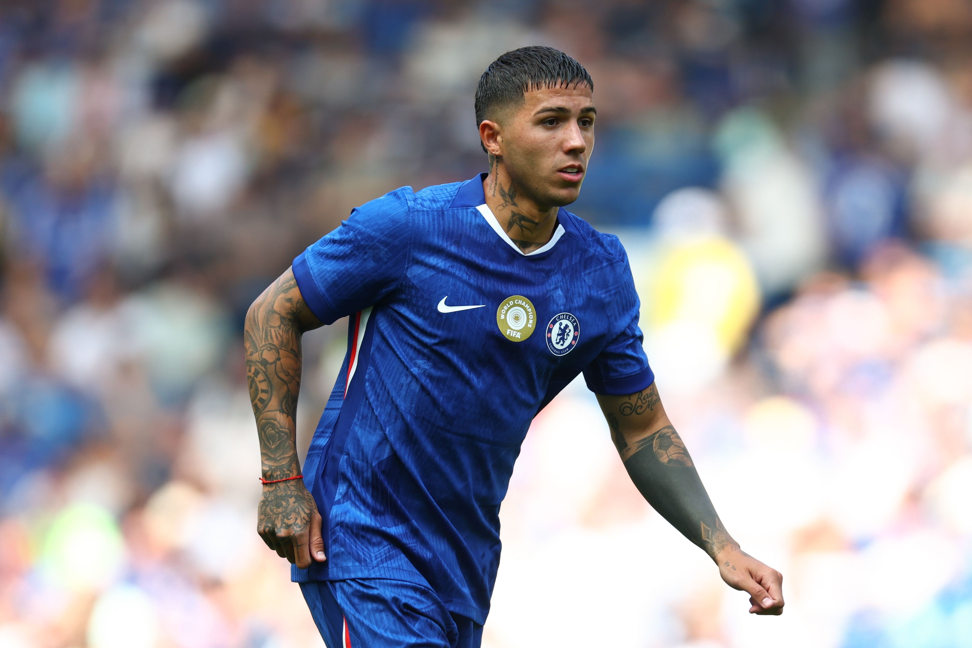 3年前1.21亿欧加盟蓝军！阿根廷跟队：恩佐有可能今夏离开切尔西